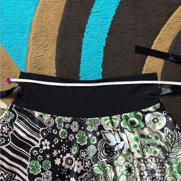 Floral Black and Green Women's Skirt With Lace Trim - Picture 3 of 6